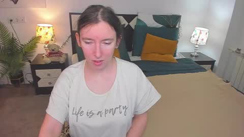 Catrin online show from 11-16-25, 07:14