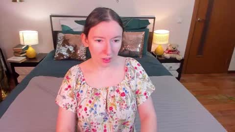 Catrin online show from 02-16-26, 04:08