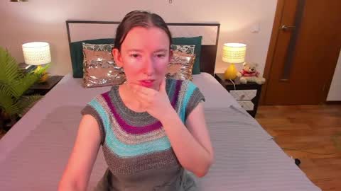 Catrin online show from 05-22-26, 06:31
