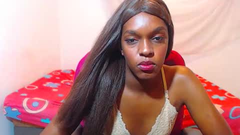 Snapshot of cathi_nahomi chatting on 11-11-25, 06:41 cathi_nahomi online show from 11-11-25, 06:41