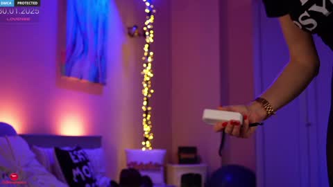 Cathleen online show from 01-30-25, 05:06