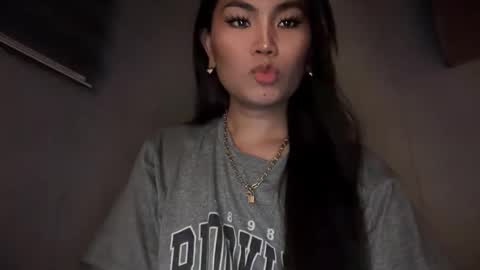 Snapshot of cathy_sanches chatting on 05-10-26, 01:33 cathy online show from 05-10-26, 01:33