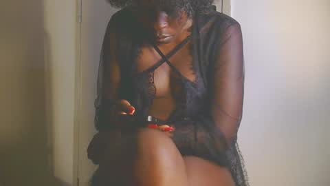 catrine online show from 10-18-25, 09:26