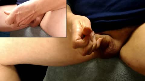 Snapshot of catlover03 chatting on 01-15-26, 07:35 Mike online show from 01-15-26, 07:35