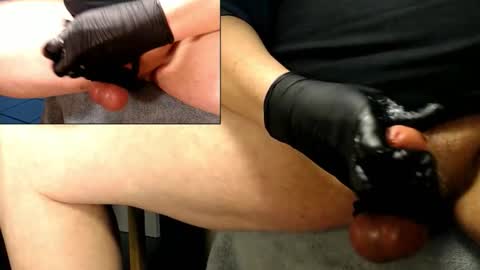 Snapshot of catlover03 chatting on 03-04-26, 04:35 Mike online show from 03-04-26, 04:35