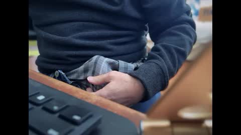 catmandoo21001 online show from 02-21-25, 07:43