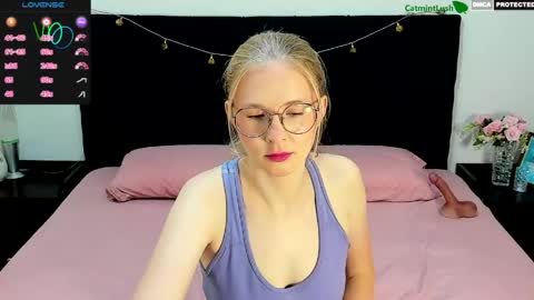 Snapshot of catmintlush chatting on 04-30-26, 11:42 CatmintLush online show from 04-30-26, 11:42
