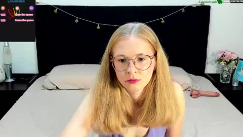 Snapshot of catmintlush chatting on 05-28-26, 11:46 CatmintLush online show from 05-28-26, 11:46