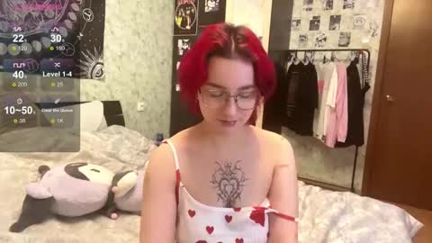 Snapshot of catricesiefert chatting on 12-04-25, 12:03 Thea online show from 12-04-25, 12:03