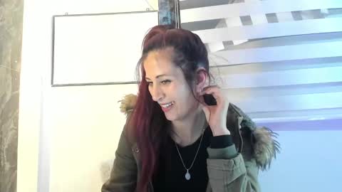 Snapshot of catt_evans1 chatting on 12-29-24, 06:24 CATT EVANS online show from 12-29-24, 06:24