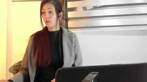 Snapshot of catt_evans1 chatting on 01-21-25, 03:59 CATT EVANS online show from 01-21-25, 03:59