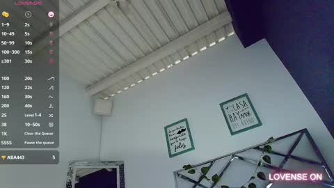 Snapshot of cattaleeyaa chatting on 12-14-24, 06:24 CATALEYA  online show from 12-14-24, 06:24