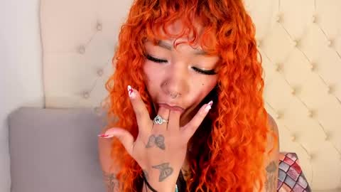 Snapshot of cattaleya_get chatting on 06-01-26, 12:29 cattaleya_get online show from 06-01-26, 12:29