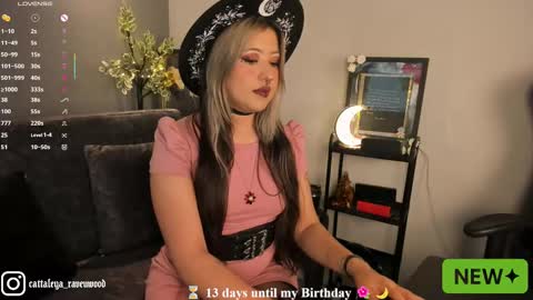 Cattaleya Ravenwood online show from 09-11-25, 04:40