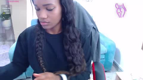 Snapshot of cattalheya chatting on 09-20-25, 12:39 Catta online show from 09-20-25, 12:39