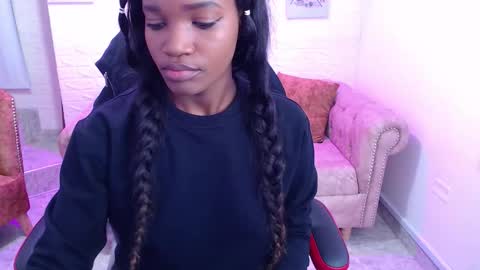 Snapshot of cattalheya chatting on 11-12-25, 12:27 Catta online show from 11-12-25, 12:27