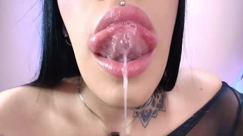 Cattleya online show from 12-20-25, 04:30