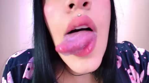 Cattleya online show from 02-17-26, 03:03