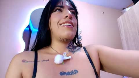 Cattleya online show from 04-23-26, 05:08