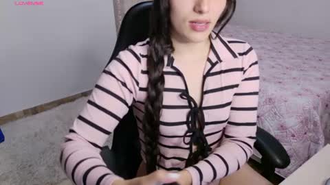 Snapshot of cattleyaangel chatting on 06-08-26, 03:34 Cattleya online show from 06-08-26, 03:34