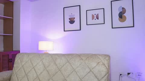 Snapshot of cattleyascaly chatting on 12-11-24, 07:14 cattleyascaly online show from 12-11-24, 07:14