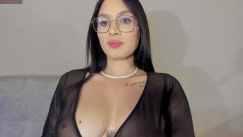 Snapshot of catty_foxx chatting on 09-28-25, 05:57 online show from 09-28-25, 05:57