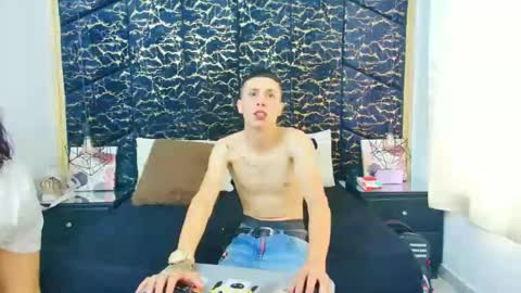 Snapshot of cattyandnicky chatting on 10-20-25, 01:00 CattyANDnicky online show from 10-20-25, 01:00