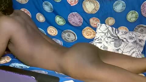 Snapshot of caz_256 chatting on 10-22-25, 06:46 john and smith online show from 10-22-25, 06:46