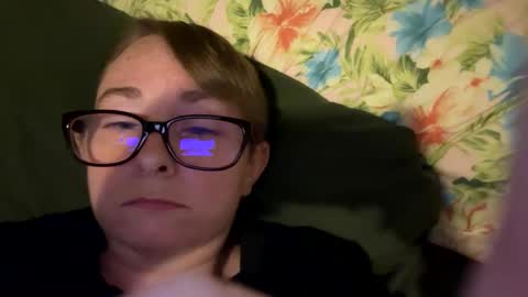 Snapshot of cbrooks667 chatting on 09-10-25, 02:00 cbrooks667 online show from 09-10-25, 02:00