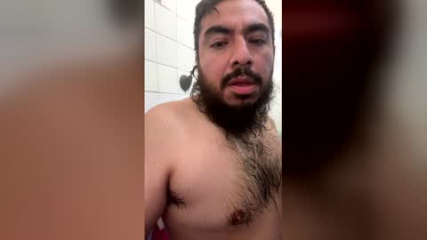 Snapshot of cccruz1987 chatting on 12-16-25, 04:28 cccruz1987 online show from 12-16-25, 04:28