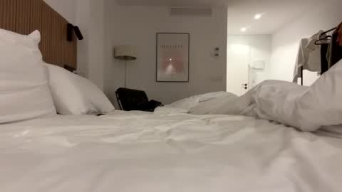 Snapshot of cclovefrench chatting on 10-12-25, 01:15 cclovefrench online show from 10-12-25, 01:15