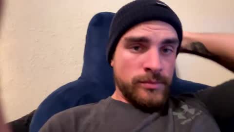 Snapshot of ccmanrivs120 chatting on 01-18-25, 03:42 Rivs online show from 01-18-25, 03:42