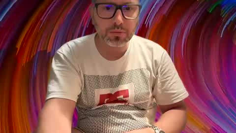 Snapshot of ccmhp1 chatting on 04-05-26, 02:42 Tomys online show from 04-05-26, 02:42