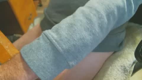 Snapshot of cczt154 chatting on 02-11-25, 10:39 CCzt154 online show from 02-11-25, 10:39