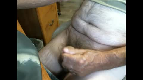 Snapshot of cczt154 chatting on 09-19-25, 07:47 CCzt154 online show from 09-19-25, 07:47