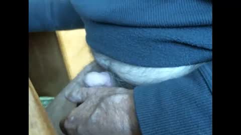 Snapshot of cczt154 chatting on 11-11-25, 05:24 CCzt154 online show from 11-11-25, 05:24