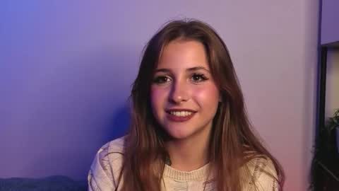 Snapshot of ceceliapidcock chatting on 10-17-25, 07:05 Lina online show from 10-17-25, 07:05