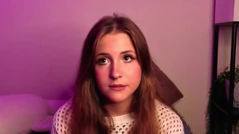 Snapshot of ceceliapidcock chatting on 10-19-25, 07:25 Lina online show from 10-19-25, 07:25