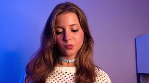 Snapshot of ceceliapidcock chatting on 11-06-25, 09:15 Lina online show from 11-06-25, 09:15