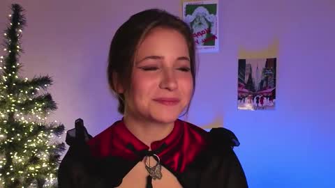 Lina  online show from 01-16-26, 07:07