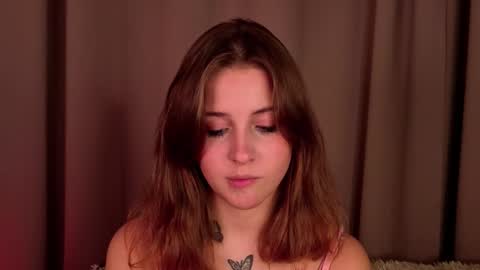 Lina  online show from 02-11-26, 07:19