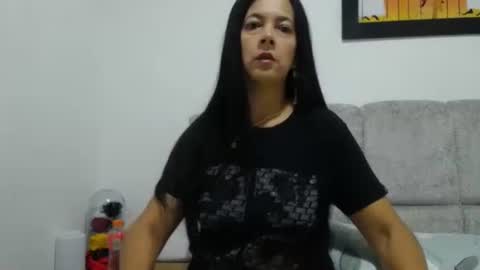 Snapshot of cecihotty4u chatting on 12-14-25, 12:49 ceci online show from 12-14-25, 12:49