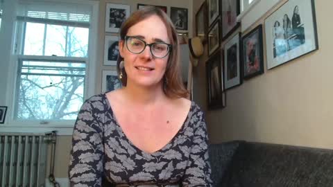 Snapshot of cecilysaintclaire chatting on 12-09-24, 04:15 Cecily Saint Claire online show from 12-09-24, 04:15