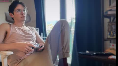 Snapshot of ceedm91 chatting on 09-27-25, 10:42 ceedm91 online show from 09-27-25, 10:42