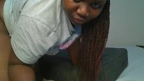 ceepretty25 online show from 04-26-26, 01:53