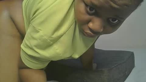 ceepretty25 online show from 04-27-26, 01:58