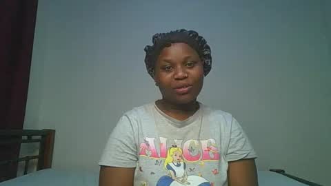 Snapshot of ceepretty25 chatting on 05-20-26, 09:15 ceepretty25 online show from 05-20-26, 09:15