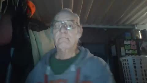 Chuck online show from 11-08-25, 05:40