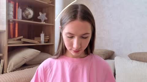 Josie Manesi online show from 09-09-25, 06:24