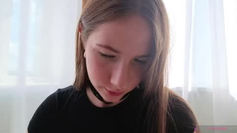 Snapshot of cel1ne_secret chatting on 06-01-26, 06:26 Josie Manesi online show from 06-01-26, 06:26